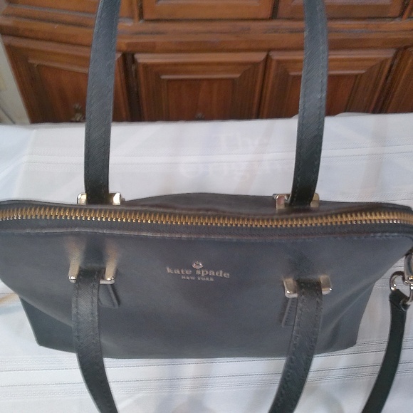 Kate Spade Sadie Dome Satchel 2 Way Purse Style# K6177 COA Included - Picture 6 of 16